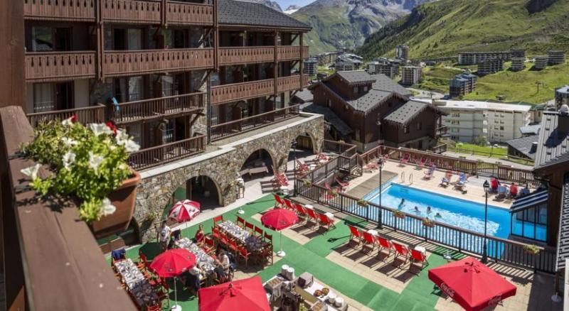 Chalets Montana Airelles Тин Екстериор снимка