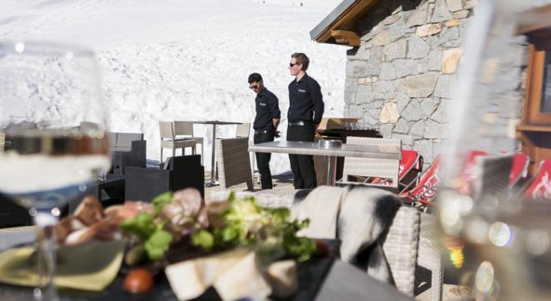 Chalets Montana Airelles Тин Екстериор снимка