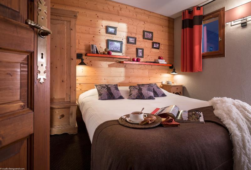 Chalets Montana Airelles Тин Екстериор снимка