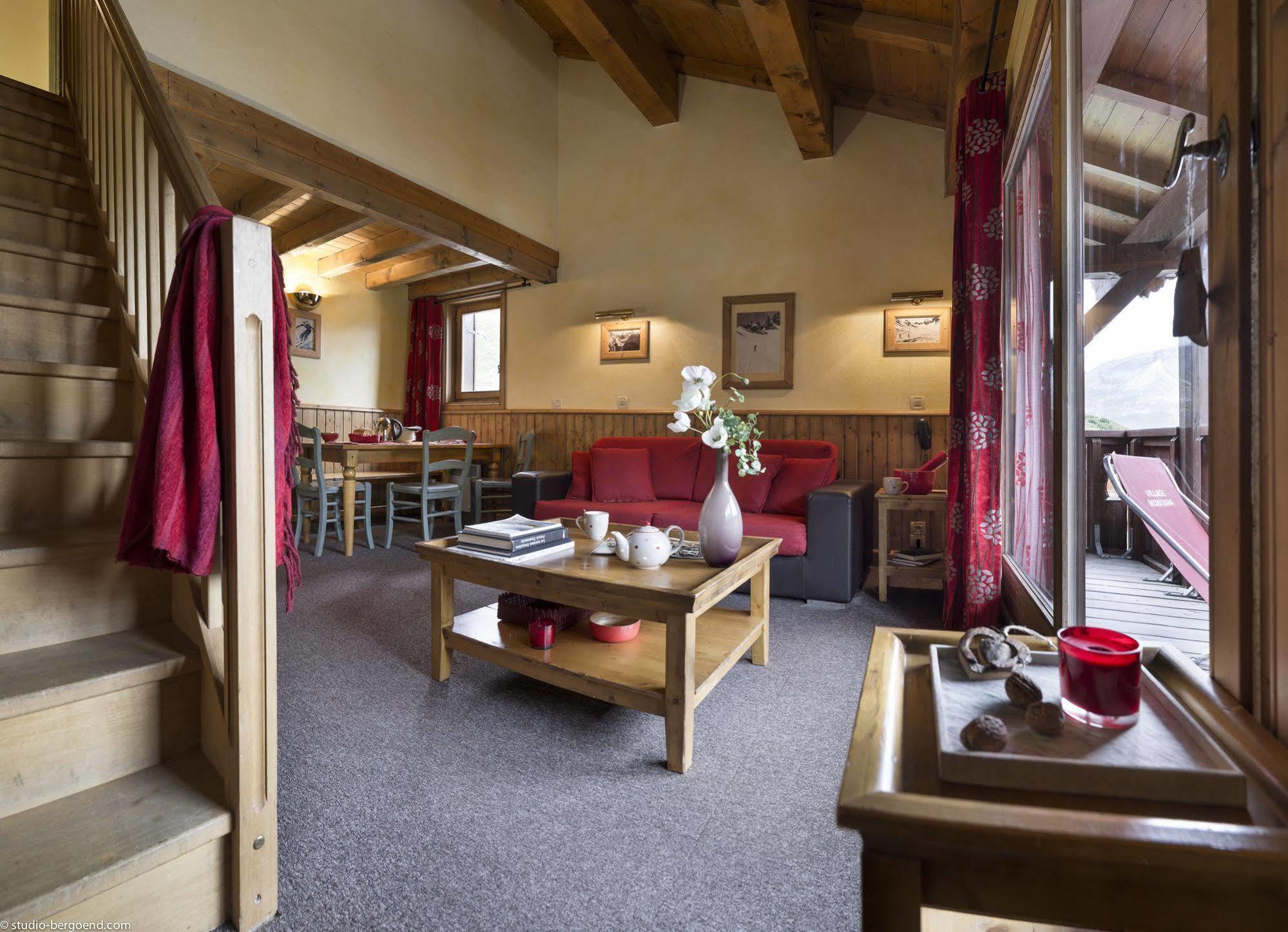 Chalets Montana Airelles Тин Екстериор снимка